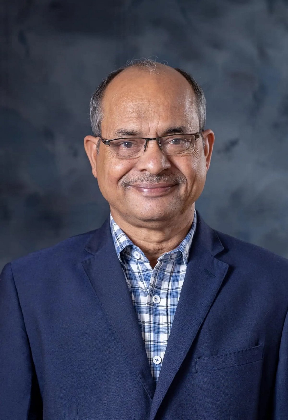 Manoj Kumar Tiwari, Director IIM Mumbai